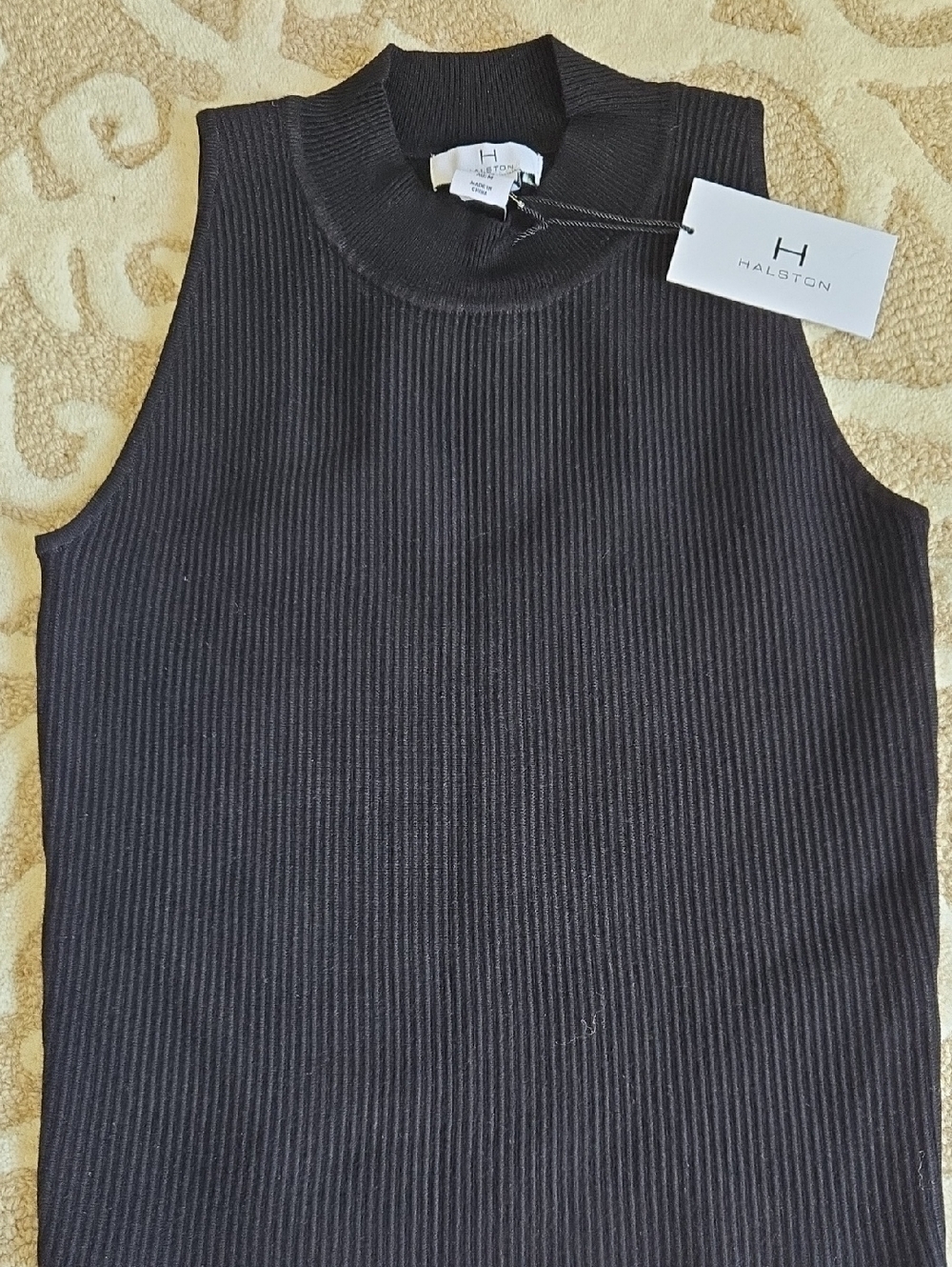 Halston H Black Ribbed Mock Neck Top M NWT